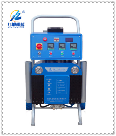 聚氨酯發(fā)泡設備型號：JNJX-Q5200型